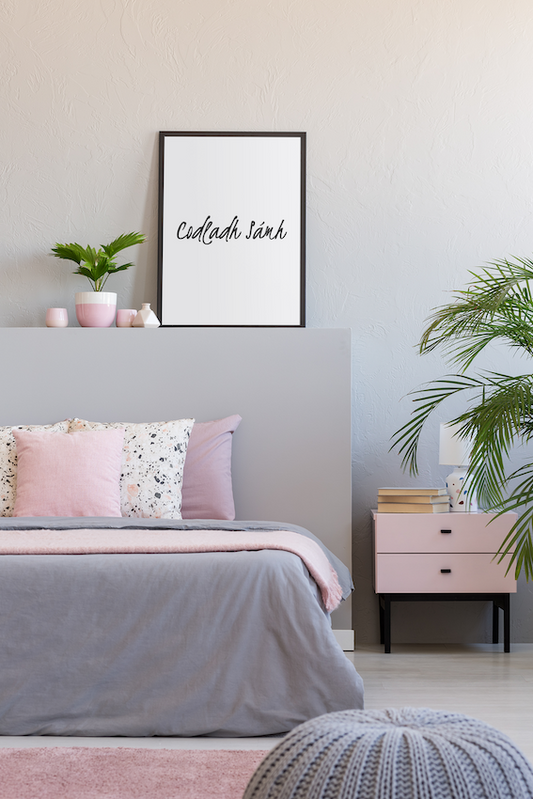 Codladh Sámh Sleep Well gerahmter Wanddruck