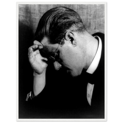 Gerahmter Schwarz-Weiß-Fotodruck von James Joyce